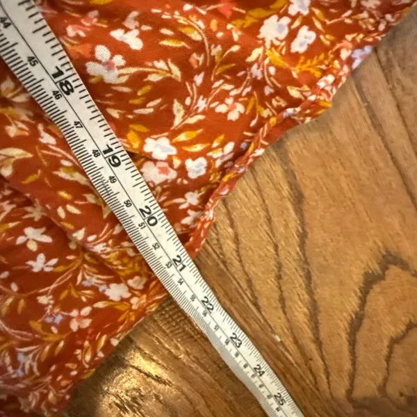 Old Navy orange floral puff sleeve smocked top size M - Image 8