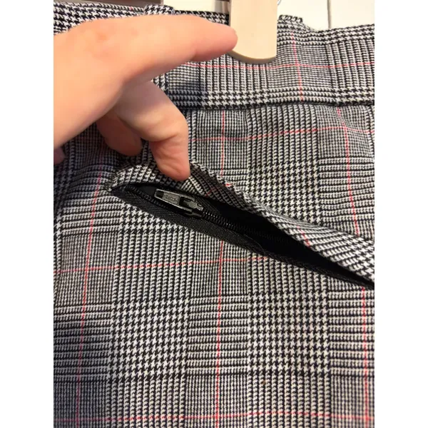 Gap Skinny Ankle Plaid Pants Women‎ Size 12 Gray Red Black Casual Office - Image 5