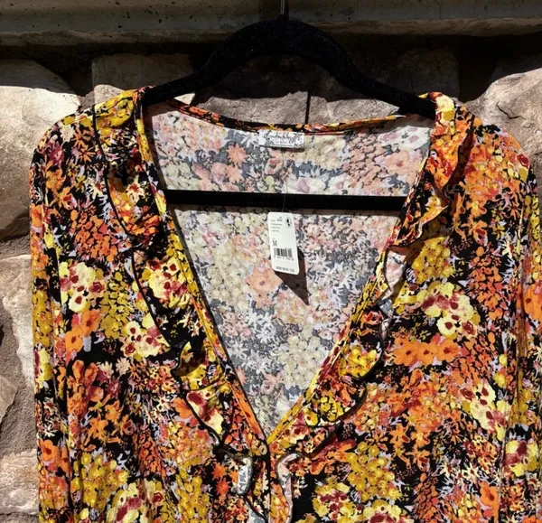 Free People Heatwave Floral Bodysuit Size Medium Boho Ruffle Bell Sleeve NWT - Image 3