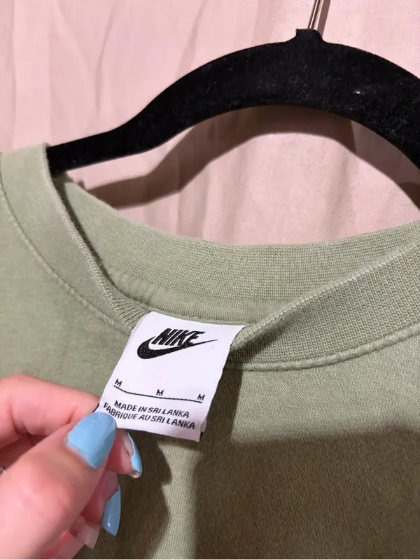 Nike crewneck - Image 2