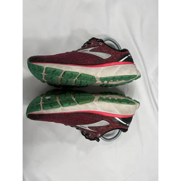 Brooks Ghost 11 SKU 7668 womens Red and Black Running Shoes Size 8 - Image 2