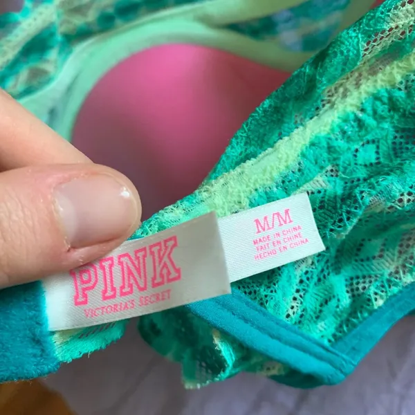 Victoria’s secret PINK green bra with raceback and lace detailing - Image 4