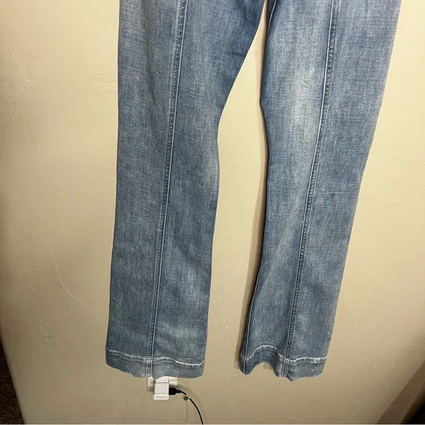 Seven for All Mankind The Ultra High Rise Dojo Center Seam‎ Flare Trouser Jeans - Image 11