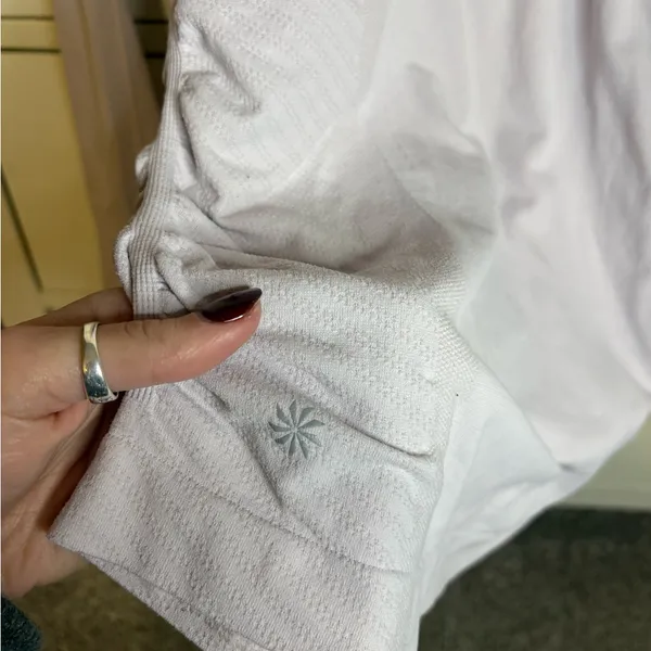 Athleta Long Sleeve Top purple small - Image 3