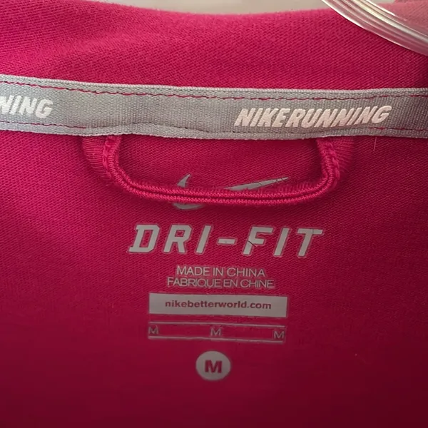 Nike Running Pink Pullover Hoodie Tee Medium Activewear Workout - Image 4