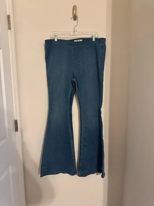 NWOT Free People Penny Pull On Flare Jeans - Image 4