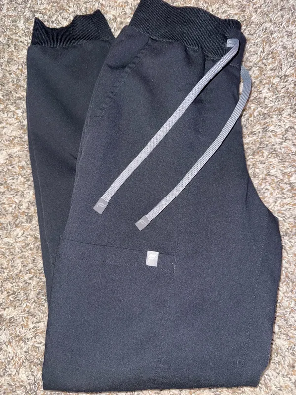 Black Fabletics Scrub Joggers - Image 4
