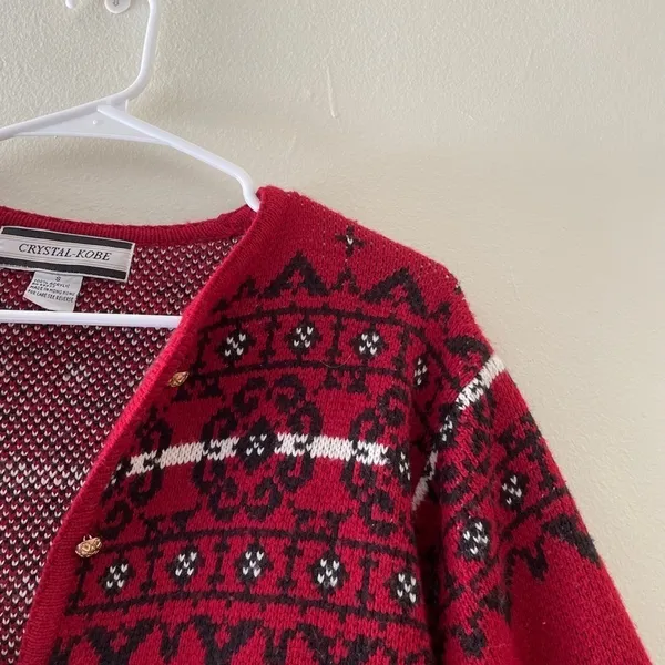 S- Crystal-Kobe Black and Red Knit Vintage Cardigan with Pockets‎ - Image 2