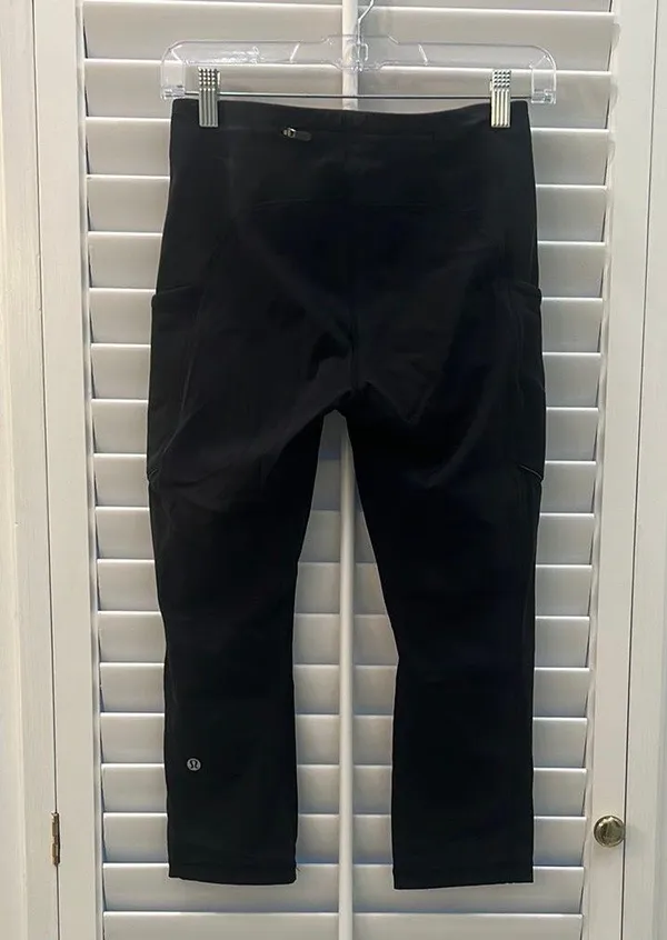Lululemon Black Align Cropped Leggings - Image 4