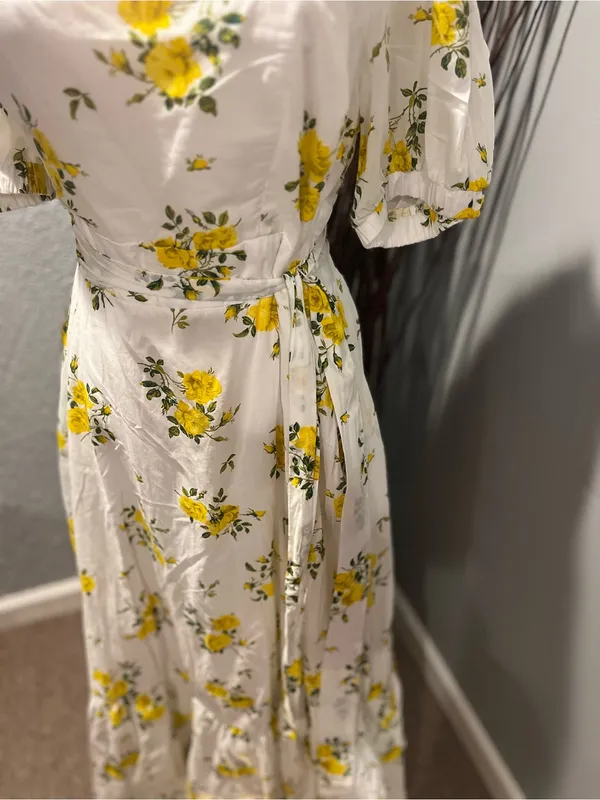 🌼New York & Company Yellow Rose Maxi Sundress🌼 - Image 3