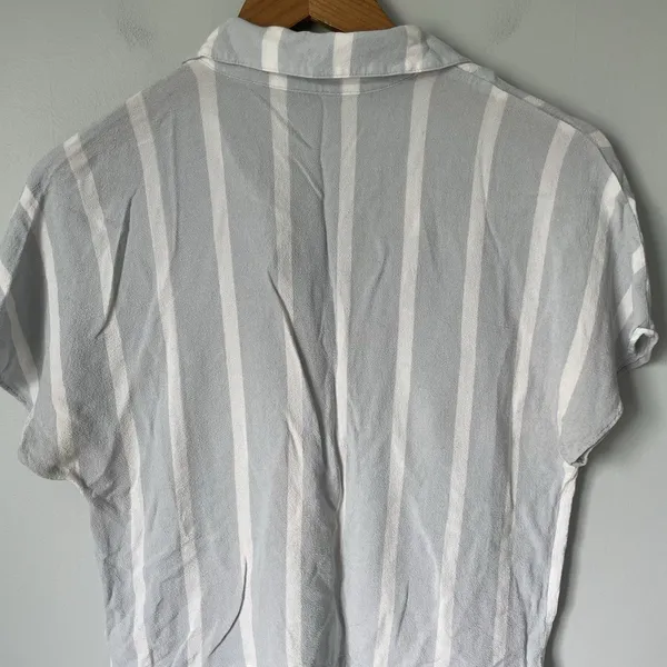 Wilfred Free Button Up Crop Blouse Top Light Blue White Stripes Size Small - Image 6