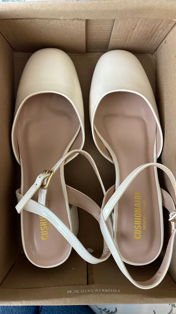 Cushionaire Mary Jane Heels - Image 4