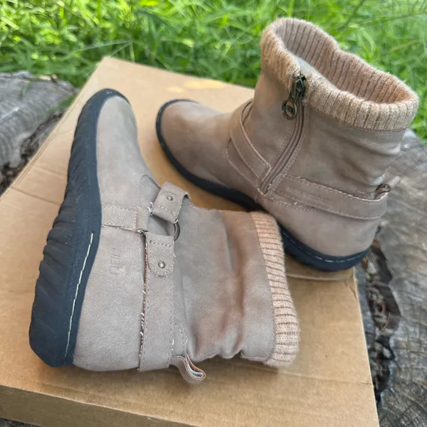 JBU Women's Westwood Waterproof Harness Slouchy Booties Taupe size 10 - Image 5