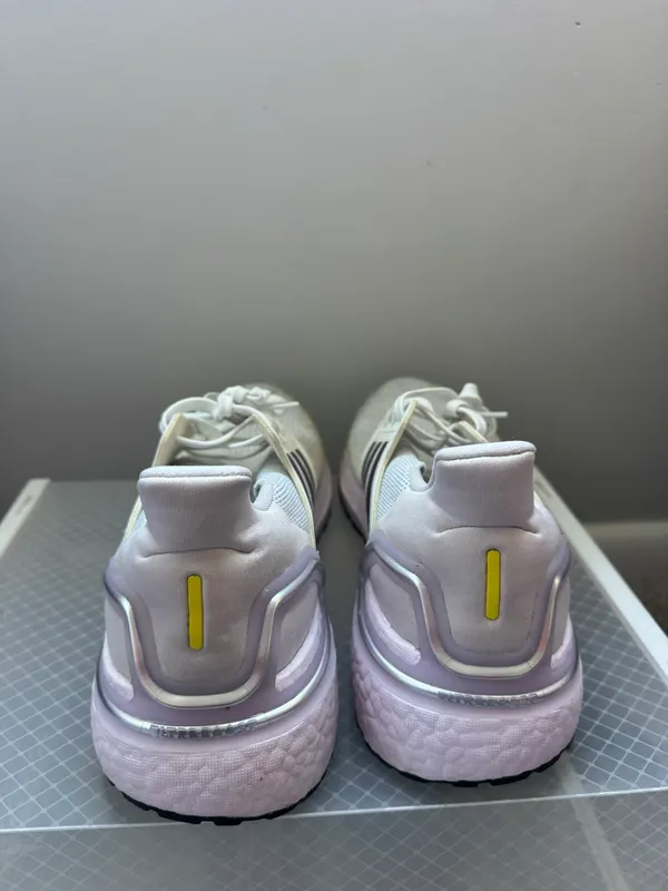 Adidas Ultra Boost - Image 3