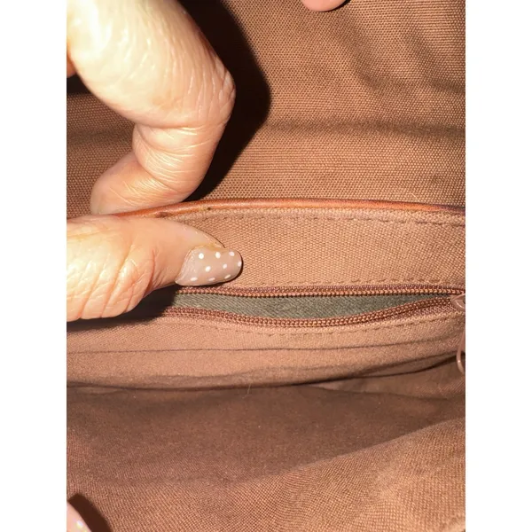 G.H.‎ Bass & Co. Brown Leather Shoulder Crossbody Bag Purse - Image 3