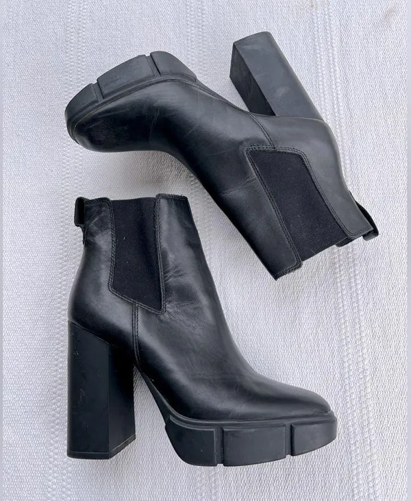 Women's Steve Madden Revised Platform Boots Size 8 black - Image 2