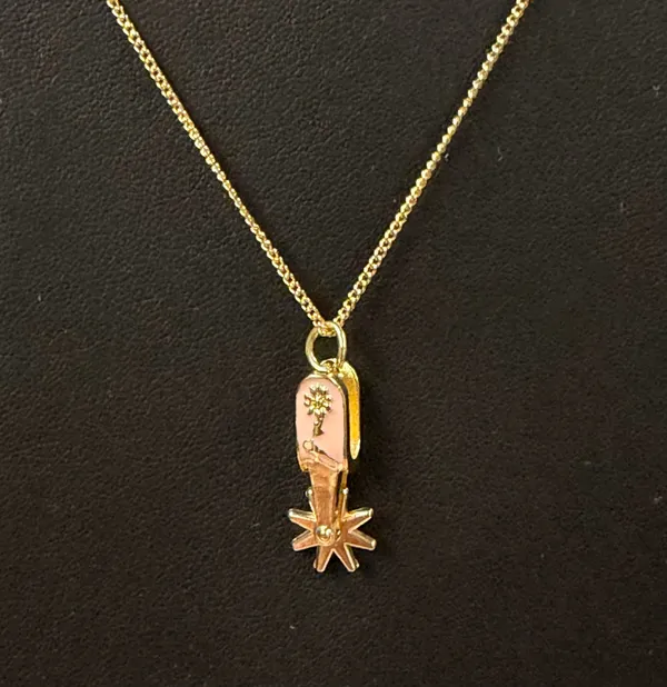 Boutique Boho 18K Gold Pendant Necklace - Image 3