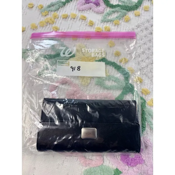 Esprit Black Pebbled Trifold Wallet with ID Window and Logo Plaque‎ - Image 8