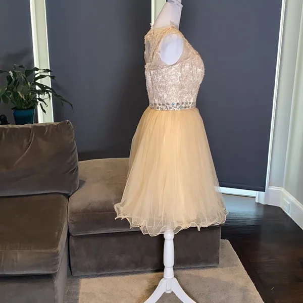 Women’s Short Prom Party Dress Size 6 - Image 8