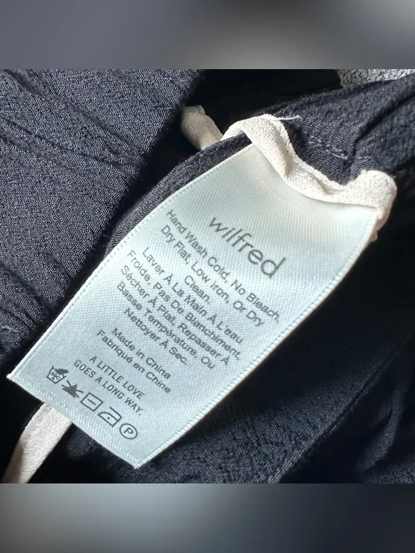 Aritzia Wilfred Black Wide Leg Cropped Pants XS - Image 3