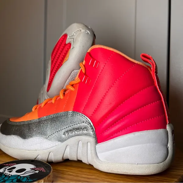 Air Jordan 12 Retro GS 'Sunrise' US Size 4.5Y •6W•36.5EUR (Preloved no box) - Image 8