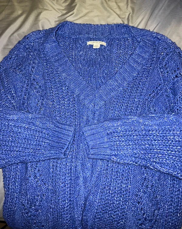 American Eagle v neck sweater - Image 3