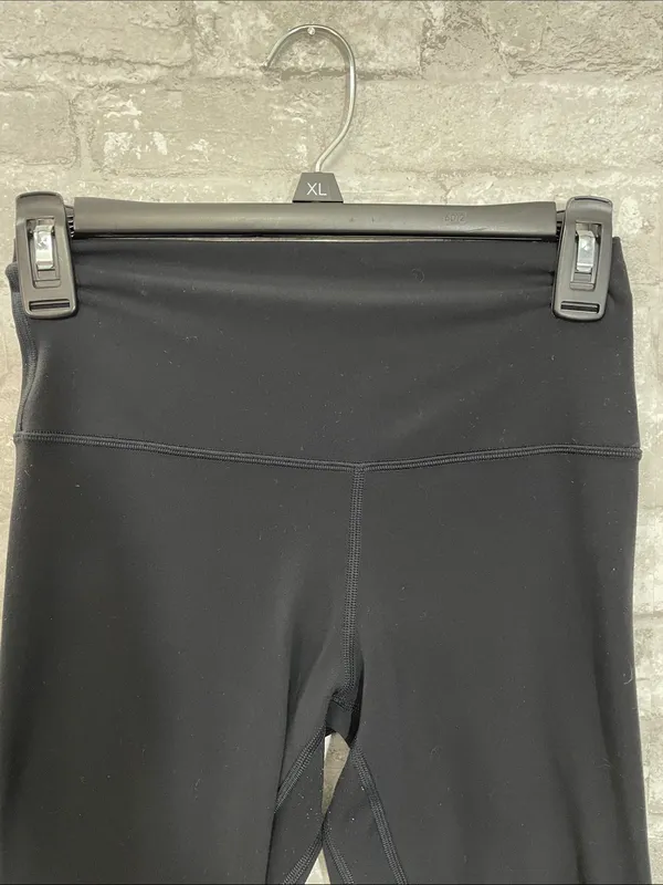 Lululemon Align Pant II 25"
Black - Image 3