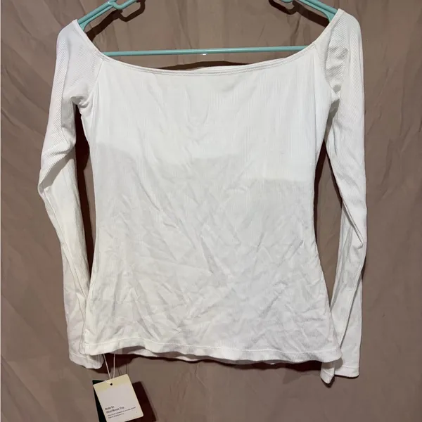 Halara long sleeve - Image 2