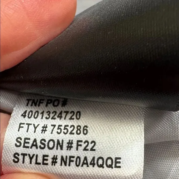 The North Face W Gotham Jacket II Gray XS NWOT * no faux fur - Image 9