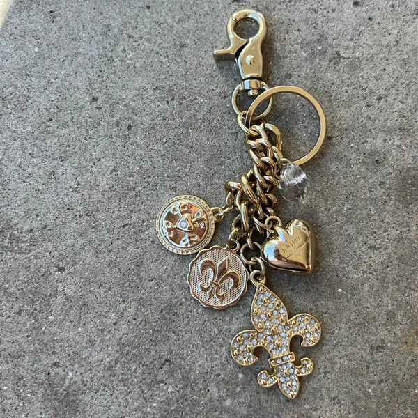 Kathy Van Zeeland Heart Charms Purse Charm Bag Luggage Gold Tone - Image 2