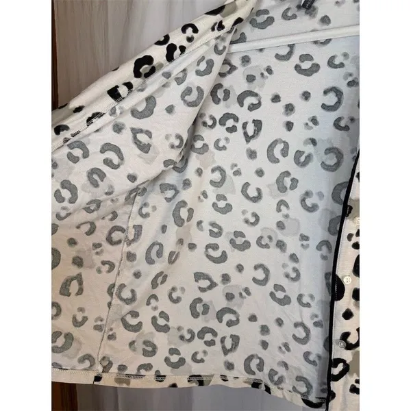 Jaclyn Intimates Pajama Set Womens Small Ivory Animal Print Button Top - Image 6