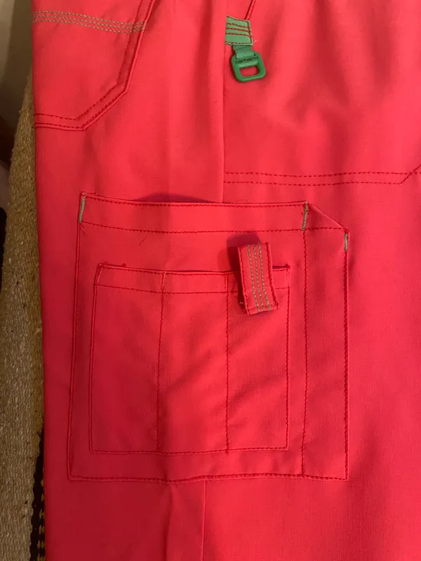 NWOT  Pink Scrub Bottoms - Image 7