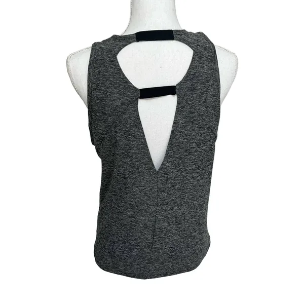 BEYOND YOGA Open BackDeep Sides Racerback Tank Space Dye Grey Small - Image 2