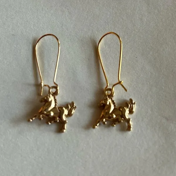3/$20 Gold Tone Horse Cowgirl Long Drop Dangling Earrings - Image 2
