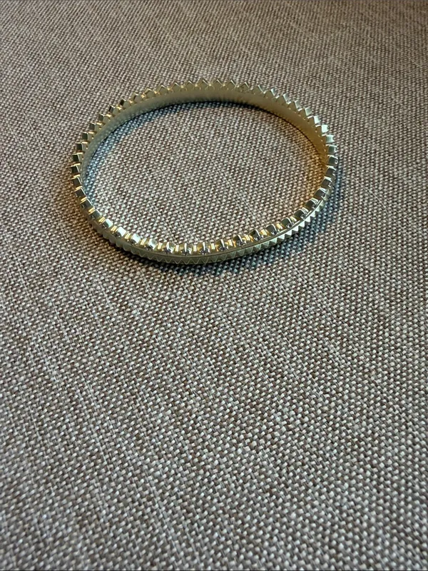 Kendra Scott Gold Crystal Rim Bangle Bracelet - Image 4
