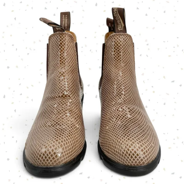Blundstone Tan Heeled Boots Shell Lizard Print Snakeskin Neutral Booties Size 9 - Image 6