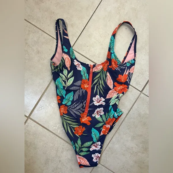 Hobie "Hibiscus Jungle" Zip Front One Piece Surf Swimsuit - Image 3