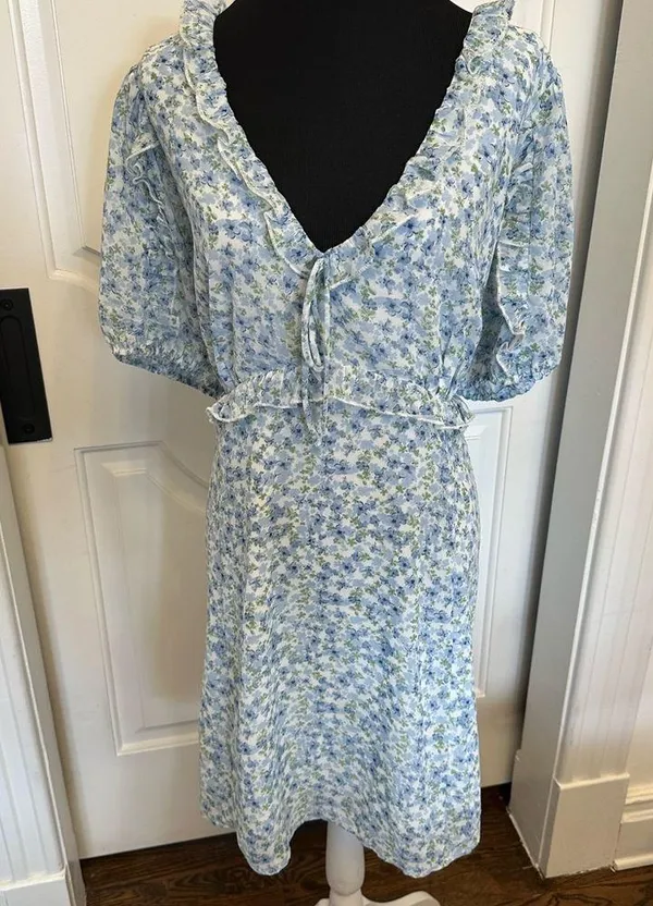 Arula B Short Sleeve Floral Blue Dress Bohemian Flowy Plus Size Altar’d State - Image 6