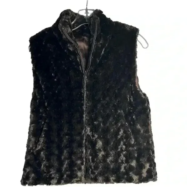 Women's Faux Fur Vest Brown M Soft Texture Full Zip‎ Fall Winter - Image 8