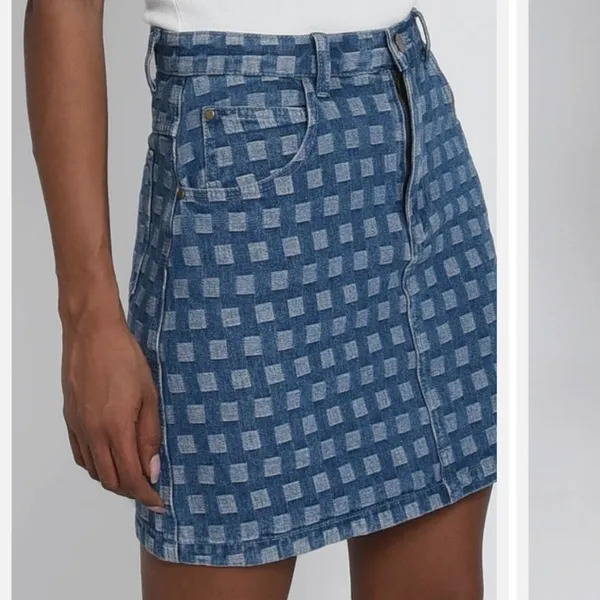 Molly Bracken Denim Mini Skirt Printed - Image 9