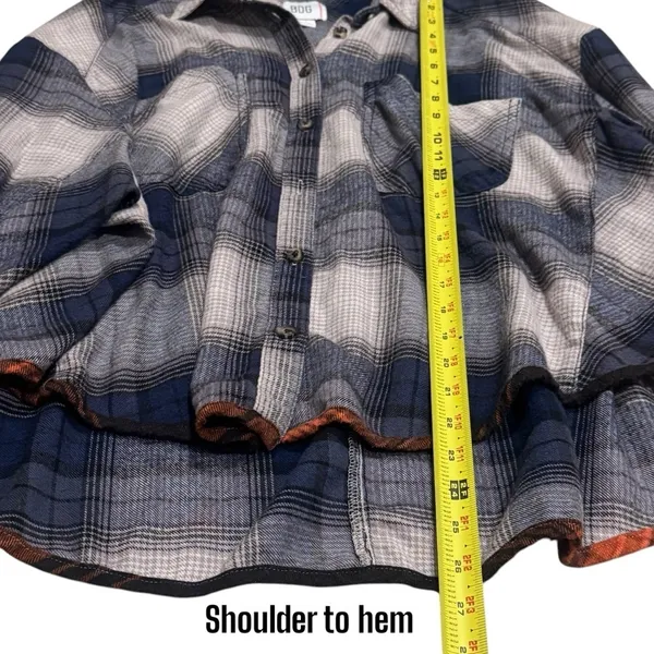 BDG Urban Outfitters Blue and Grey Plaid‎ Oversized Flannel Top Size S - Image 13