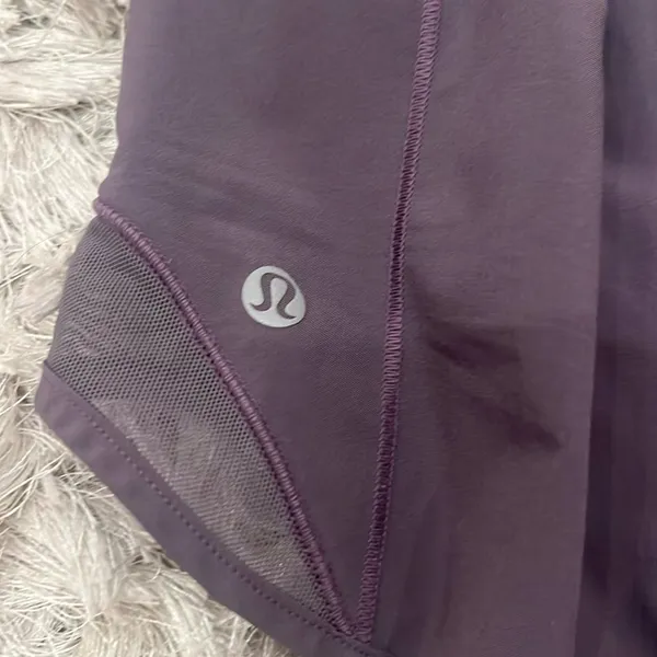 Lululemon hotty hots 2.5 - Image 3
