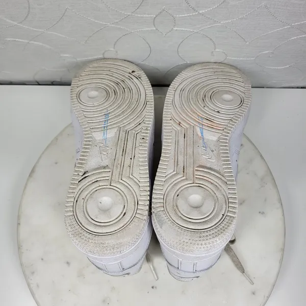 Nike Air Force 1 Low '07 Triple White CW2288-111 Men’s 9 Leather Sneakers - Image 13