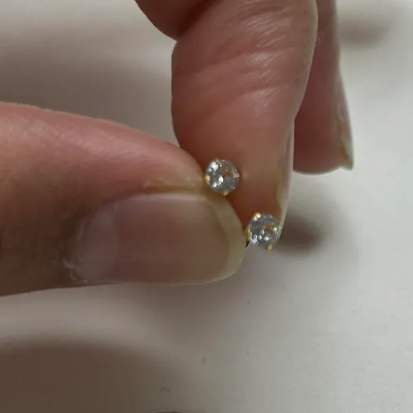 18k Gold Plated Round White Crystal Zircon 3mm Stud Earrings - ERG-R-S - Image 4