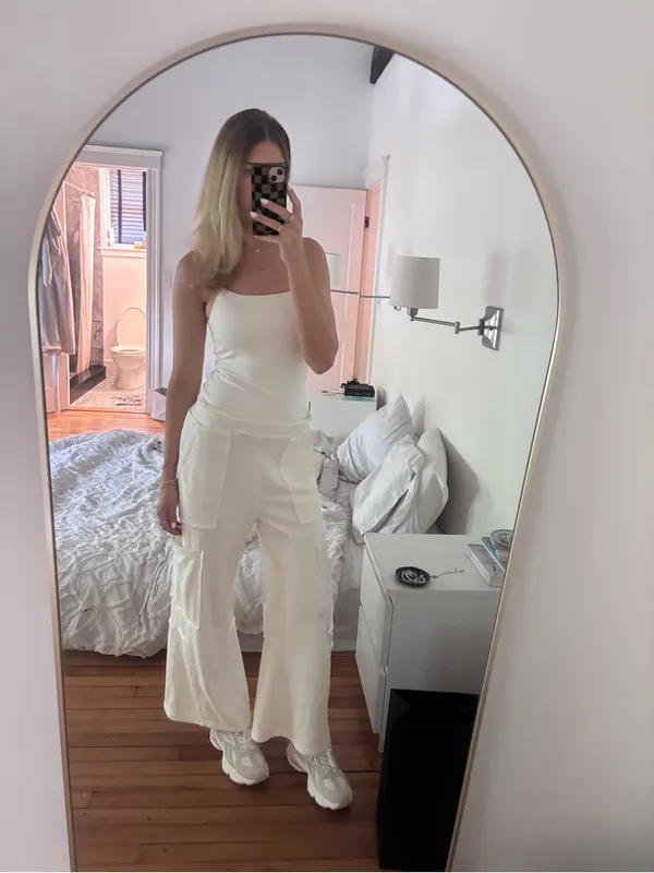 Double Zero Spicy White Cargo Pants — Small - Image 3