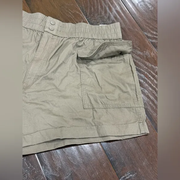 Abercrombie and Fitch Cargo Utility Shorts in Grey Size XL NWT - Image 6