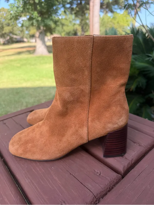 Ann Taylor Brown Suede Square Toe Sculptural Heel Boots Size 6.5 - Image 6