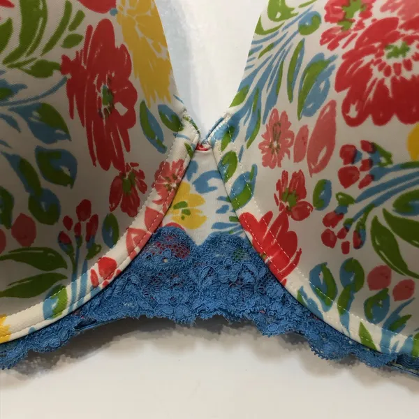 Adore Me Nare Floral Lace Contour Full Coverage Bra - Image 2
