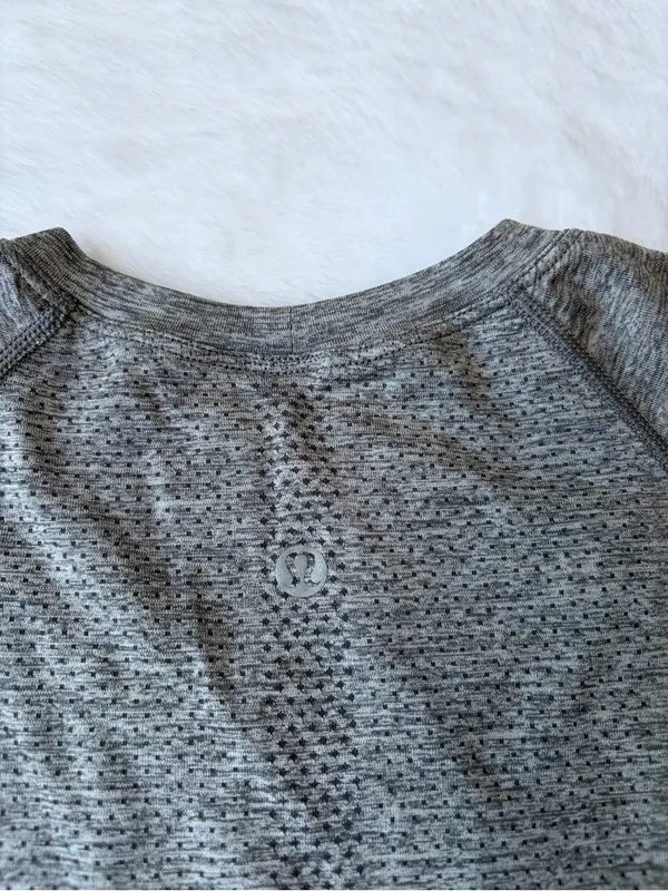 Women’s Lululemon Swiftly Tech Long Sleeve 2.0 - Image 7