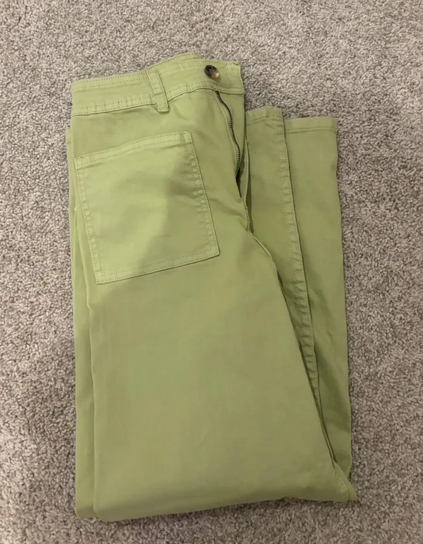 Green Pants - Image 3